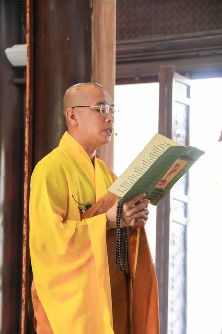 Welcome the Buddha's Birthday Ceremony at Hoa Phuc Pagoda
